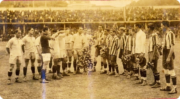 1922년 브라질 축구 관련 흑백 사진
