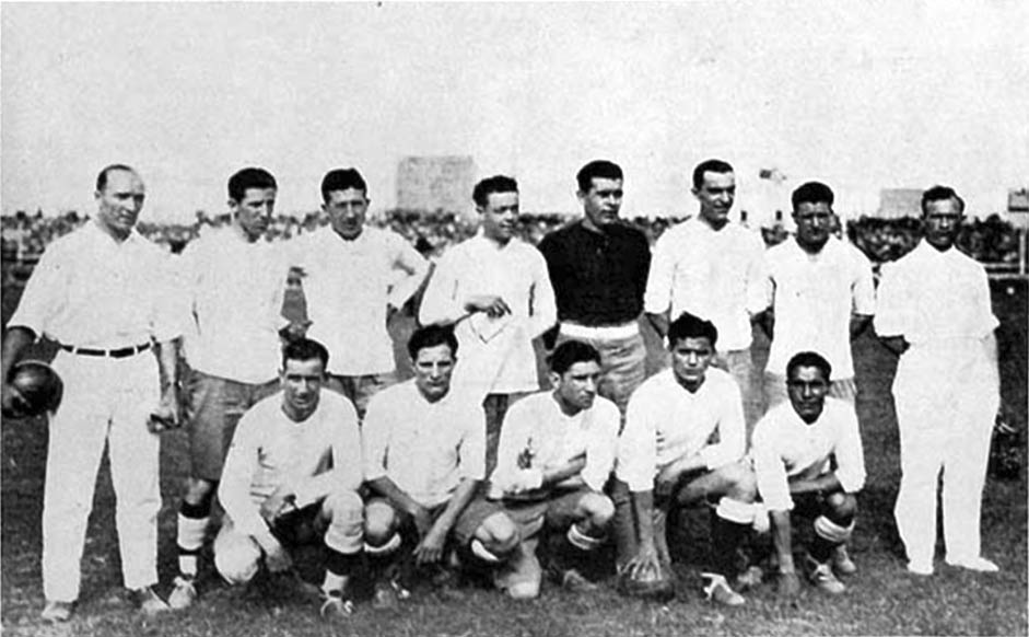 1927년 리마에서 열린 아르헨티나와 우루과이의 남미선수권 경기
