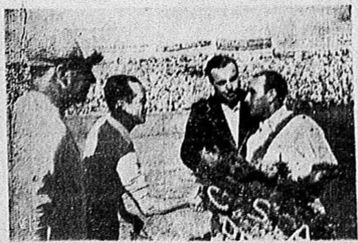 1939년 남미축구선수권대회 우루과이전 뒤 우승을 확정한 페루 선수들