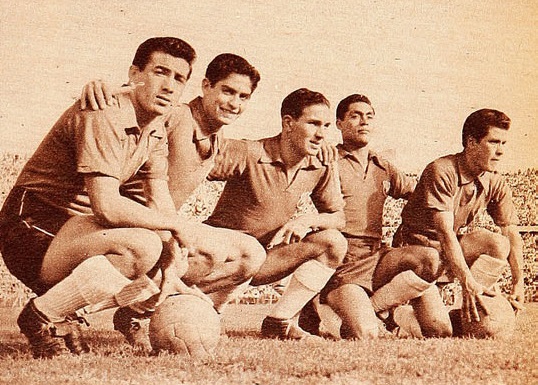 1955년 칠레 공격진 오르마사발, 멜렌데스, 로블레도, 무뇨스, 라미레스의 단체사진